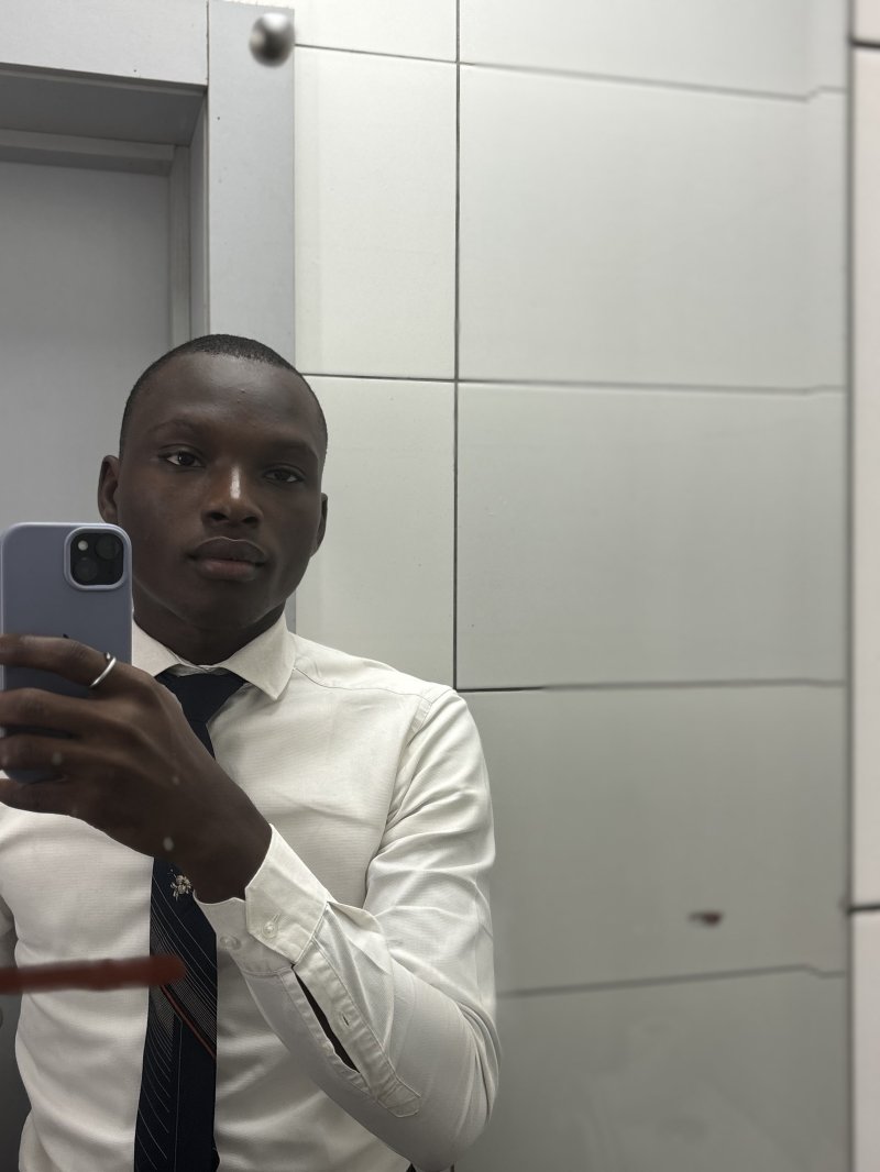 Hello 👋 
if you are seeing this, say your own 😁