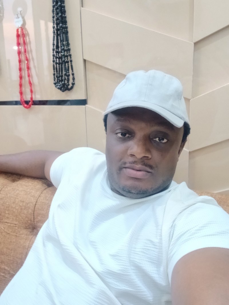 Good morning my good people of lekeelekee.
Let's grow our account together by following each other.....