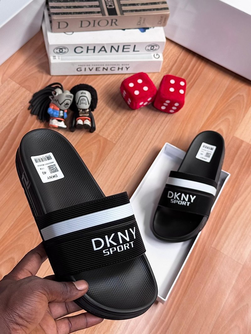 *Available Now 🔥*
*Size: 38 - 46✅*
*Price: N35,000 Last.*