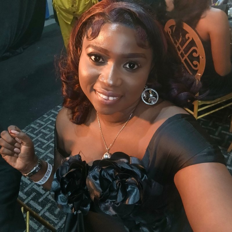 Another beautiful week to do exploit. 
Do have a wonderful day ahead. 😘🥰
