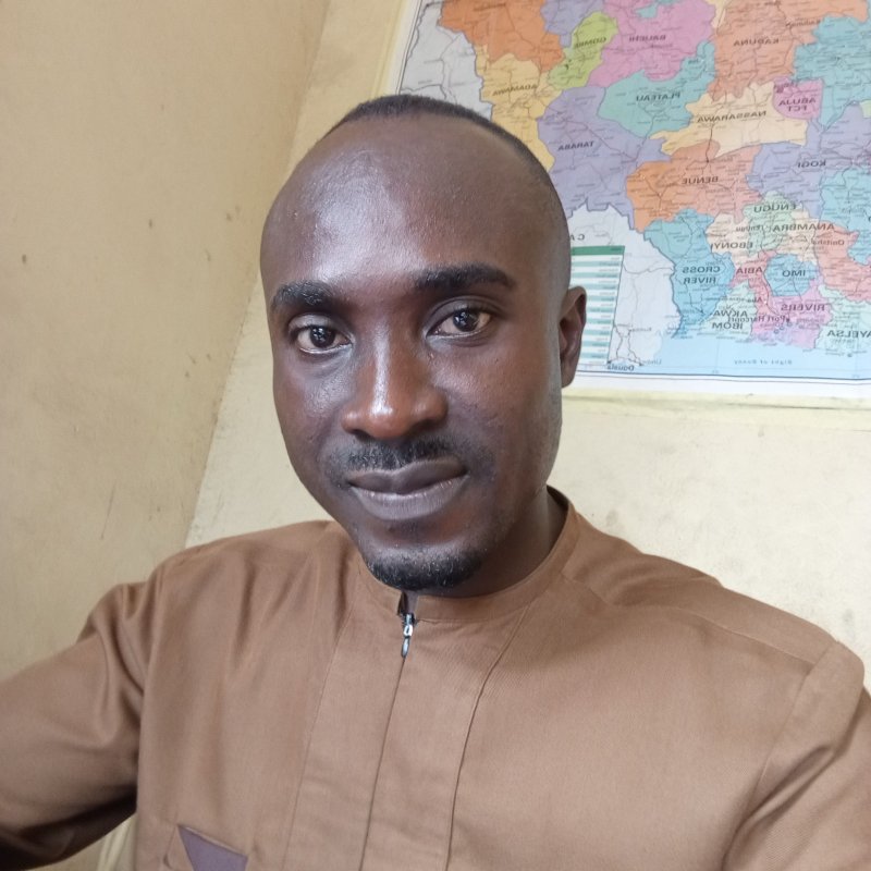 Ifeanyi Okowa was arrested by EFCC for misappropriating over #1 trillion while serving as Delta Stat...