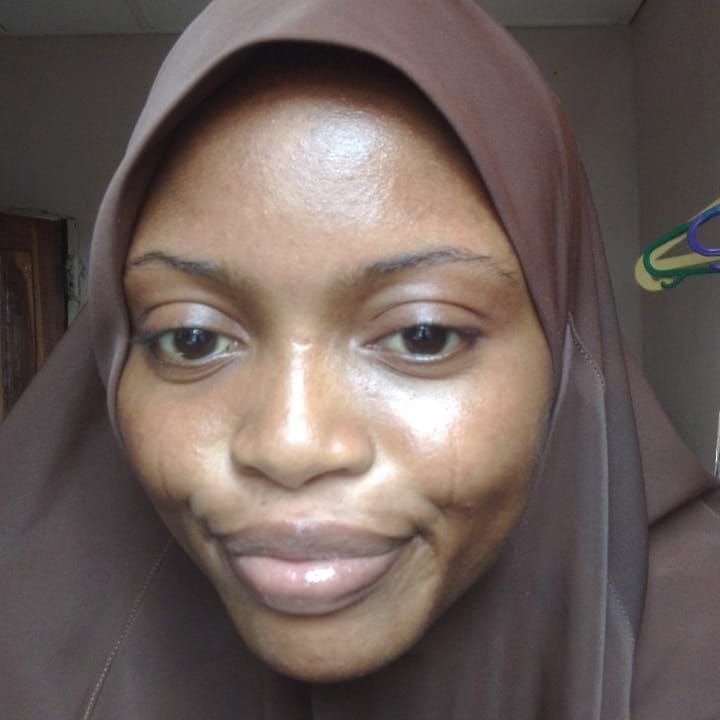Don't look for a good FACE but always look for a good HEART!

HAPPY SUNDAY