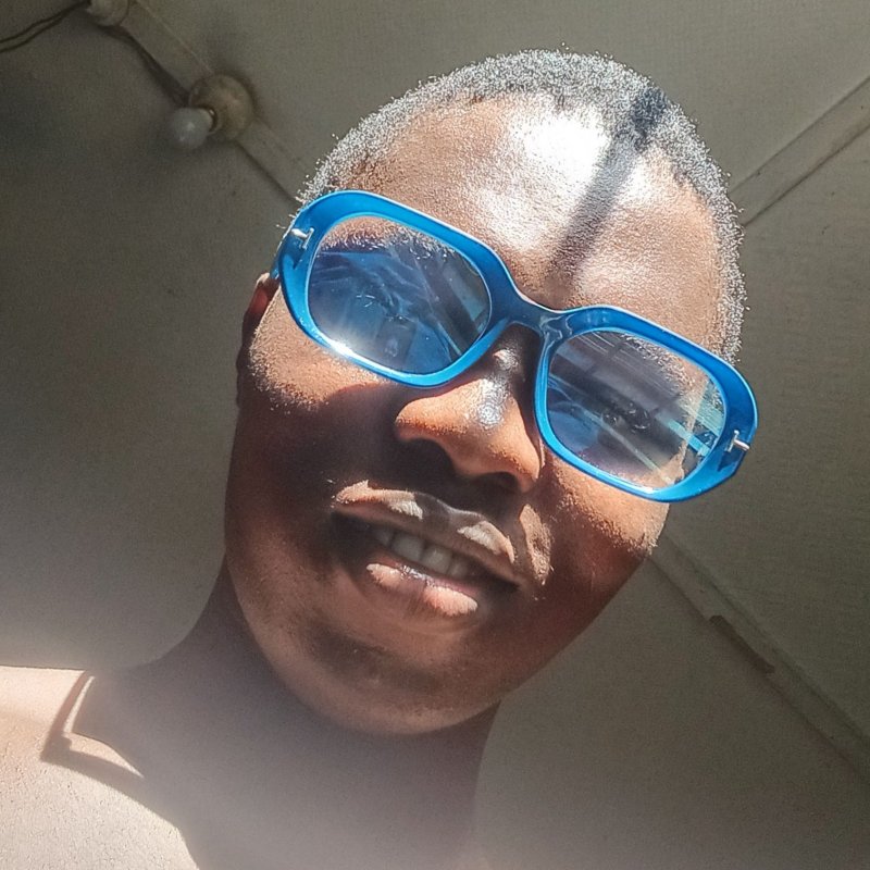 I was a Lasuite before I dropped out after 2nd semester 200lvl mathematics department. No one knew u...