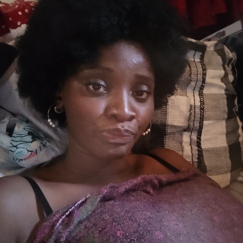 If u want a woman that give u peace
Be that peace urself before given her that peace.