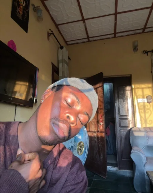 Happy Sunday lekeelekee family,Vic loves u from this side❤️
#LekeeLekee #sunday #Viral  #FYP 
#imvic