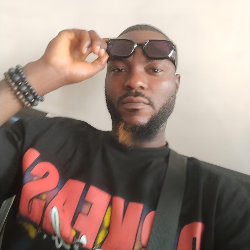 Drop your Hand work and your location here... 

Your potential customers are just one feed away.....
