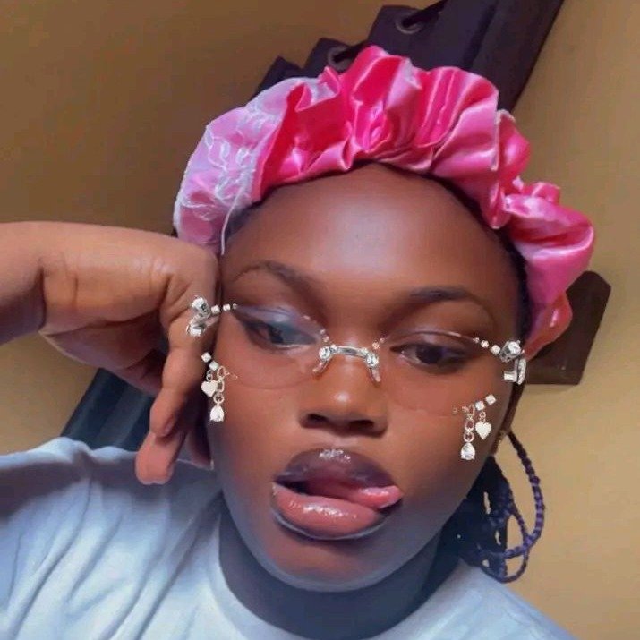 Am new here good evening all