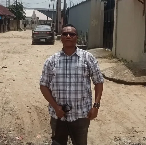 What's happening is AM NEW HERE ,curiosity will not kee me. I say make I shook head and see how cool...