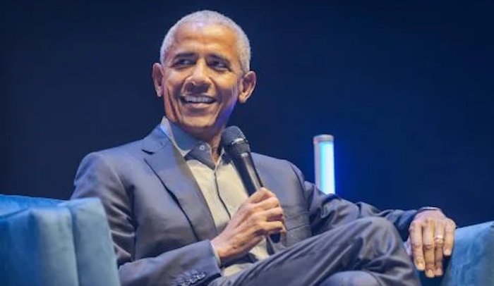  Former president Barack Obama condemns “clown show” politics after offensive clip posted on Trump’s...