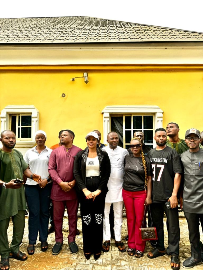 Chief Martha Agba, the Onyie’iritiem I of Bekwarra, convened a Youth Town Hall Meeting in Bekwarra,...