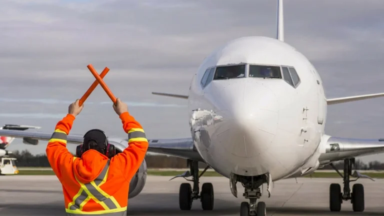 Chinedu Eze Unions in aviation industry seem to be in a dilemma about the on-going airport concessio...