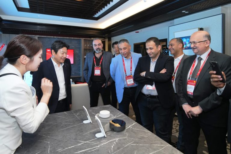 LG Electronics (LG) has introduced a comprehensive lineup of AI-powered home solutions tailored for...