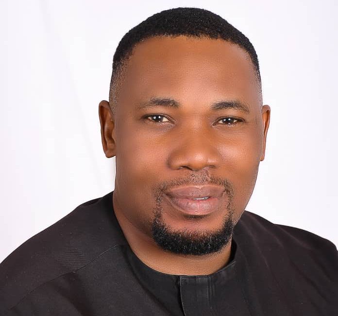 Gideon Arinze in Enugu Constituents and supporters of Hon. Bright Emeka Ngene, the detained member r...