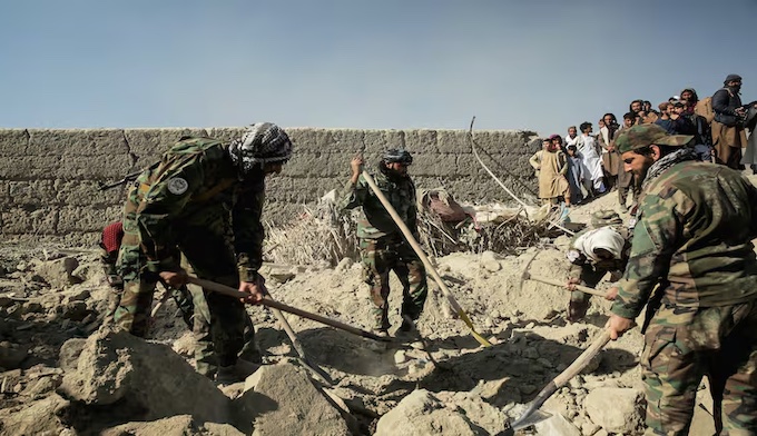 Pakistan launches airstrikes on Kabul and Kandahar after Afghan border attacks, escalating months of...