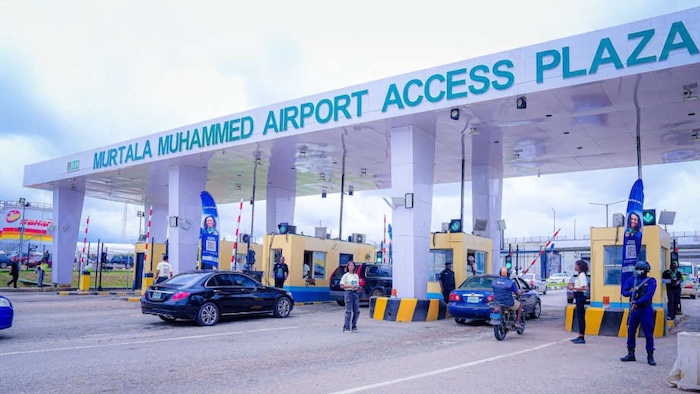 FAAN’s new cashless toll system at MMIA paralyzes traffic, leaving passengers stranded and missing d...