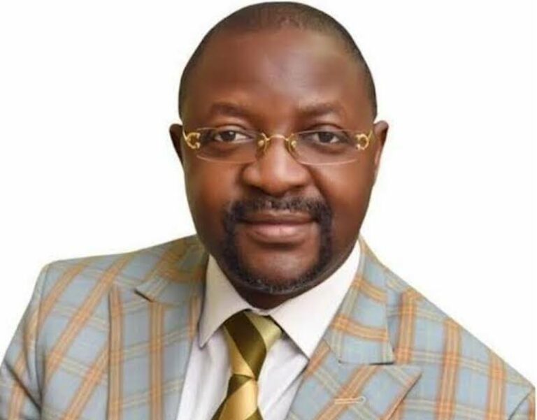 Former Minister of Sports, Hon. Sunday Dare, is to lead a list of top guests for the 6th edition of...