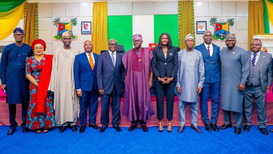 Governor Babajide Sanwo-Olu has inaugurated the Lagos Electricity Regulatory Commission board to str...
