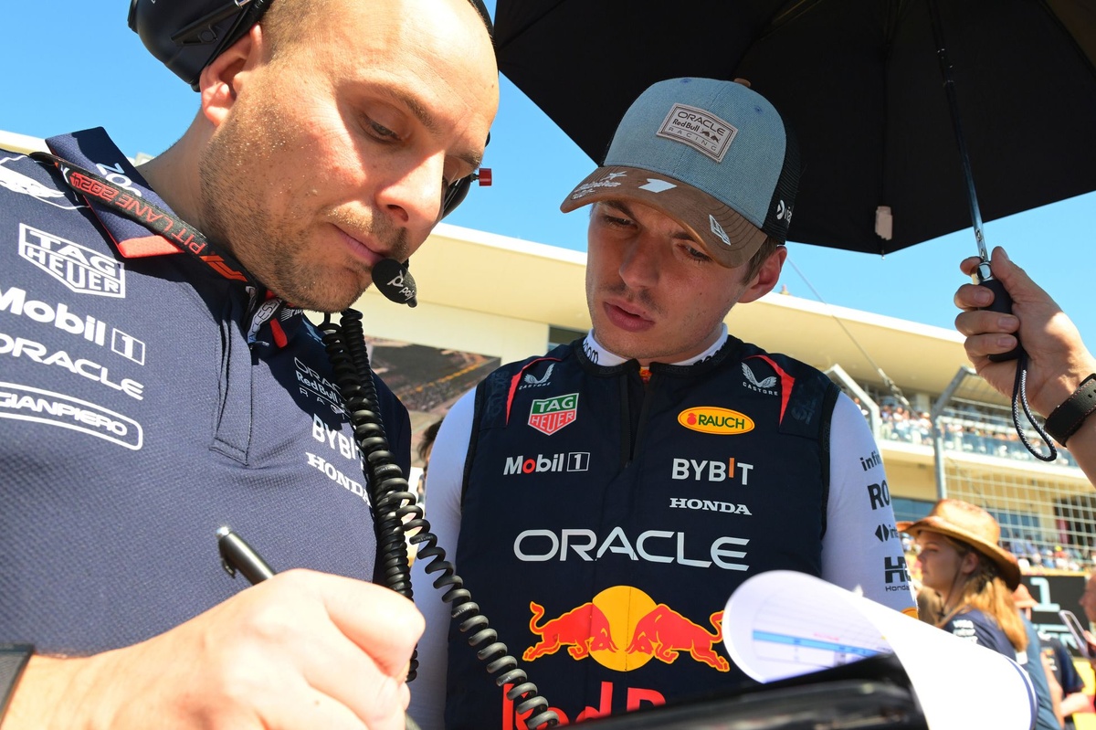 Red Bull has confirmed that Max Verstappen's long-time race engineer Gianpiero Lambiase will leave a...