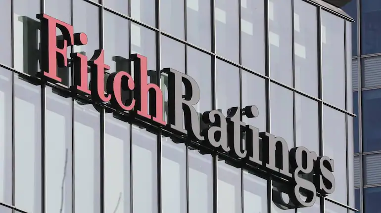 Fitch affirms Nigeria’s ‘B’ rating, cites FX reforms, warns fiscal pressures, projects reserves drop...