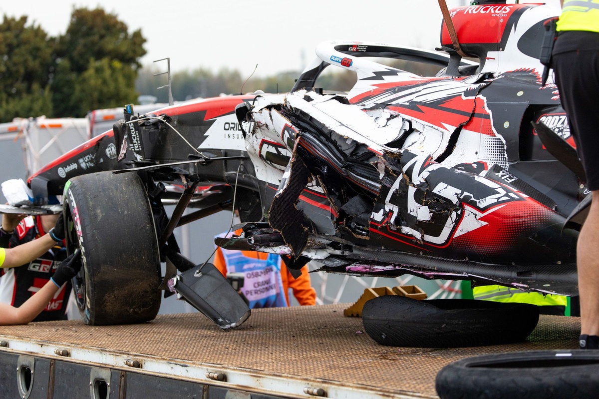 Oliver Bearman has spoken for the first time about the accident he suffered at the Formula 1 Japanes...
