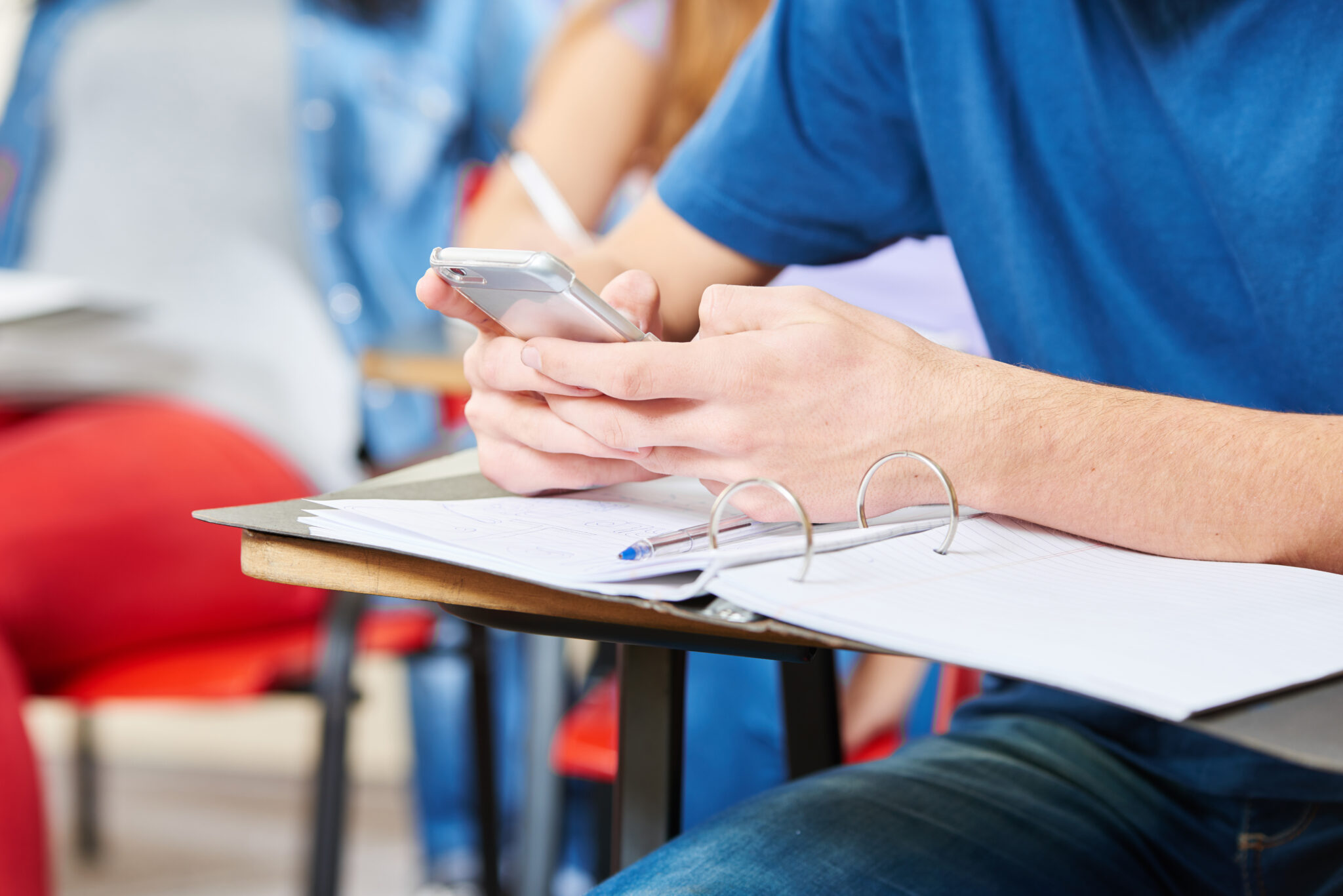UK government moves to legally enforce phone-free school policies, strengthening guidance and mandat...