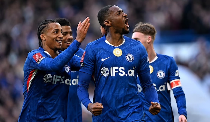 Chelsea thrashed Port Vale 7–0 in the FA Cup to reach Wembley and ease pressure on Liam Rosenior.
S...