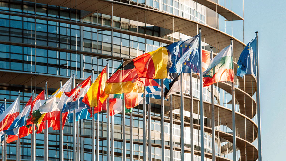 EU moves to secure jet fuel supplies as Iran crisis disrupts imports, raising risks of flight cancel...