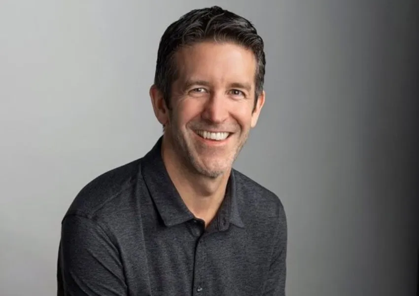 Apple names John Ternus CEO to succeed Tim Cook, as company faces rising pressure to compete in AI i...