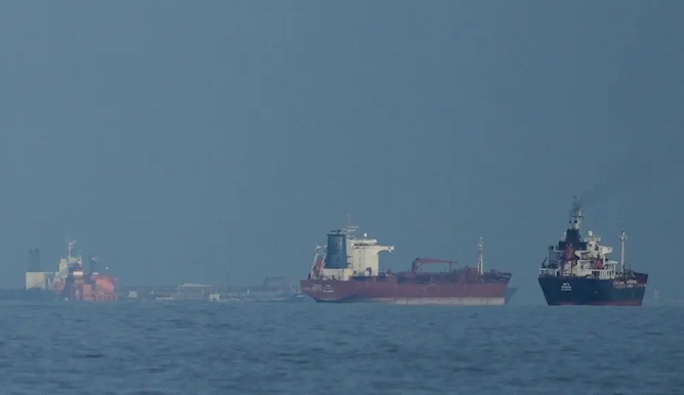 US begins Iran port blockade as oil prices ease amid renewed hopes for diplomatic talks to end confl...