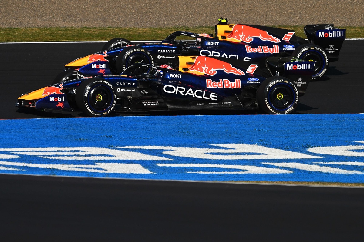 Many in the paddock had expected a difficult start for Red Bull under the new technical regulations,...