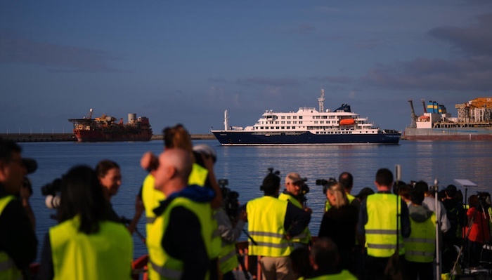 Spain begins evacuating passengers from hantavirus-linked cruise ship off Tenerife after health chec...