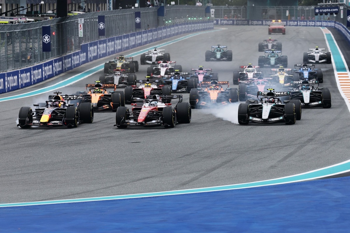 Mercedes remains on the maximum score of four wins after four Formula 1 grands prix, although the co...
