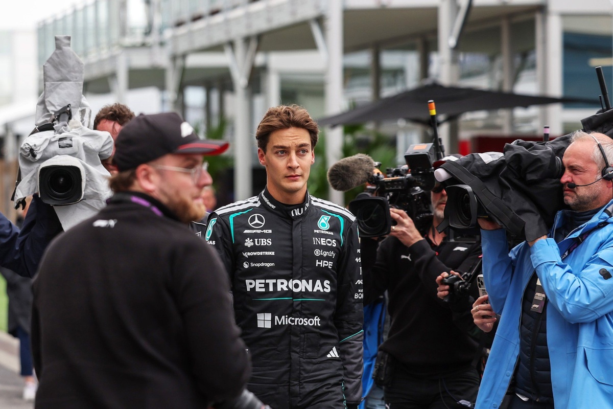 Mercedes driver George Russell said he was "lost for words" after retiring from the Formula 1 Canadi...