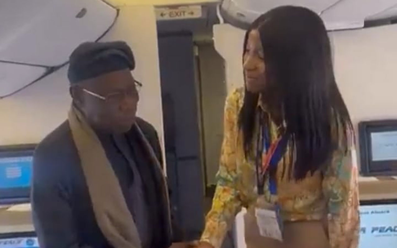 Former President Obasanjo flies Air Peace to London, strengthening confidence in the airline’s expan...
