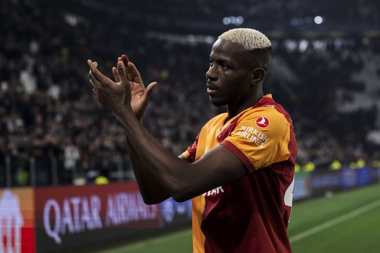 Galatasaray are making a bold effort to keep Super Eagles striker Victor Osimhen away from his bigge...