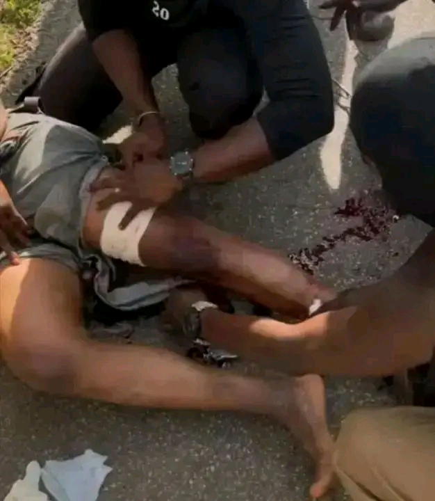 By Adeola Badru
Several members of a private security outfit linked to Yoruba Nation campaigner Sun...