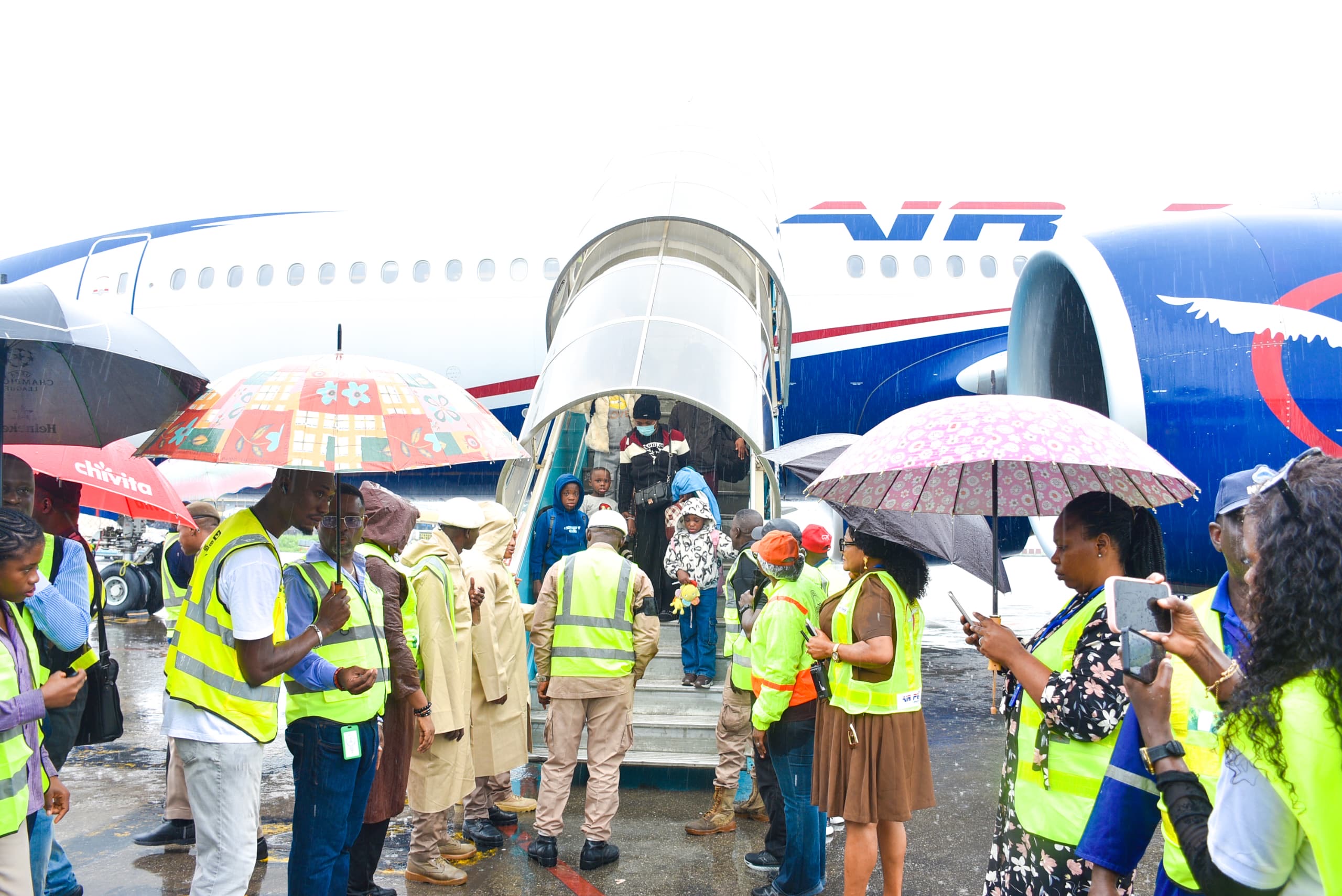 The Federal Government has evacuated 271 more Nigerians from South Africa aboard an Air Peace flight...