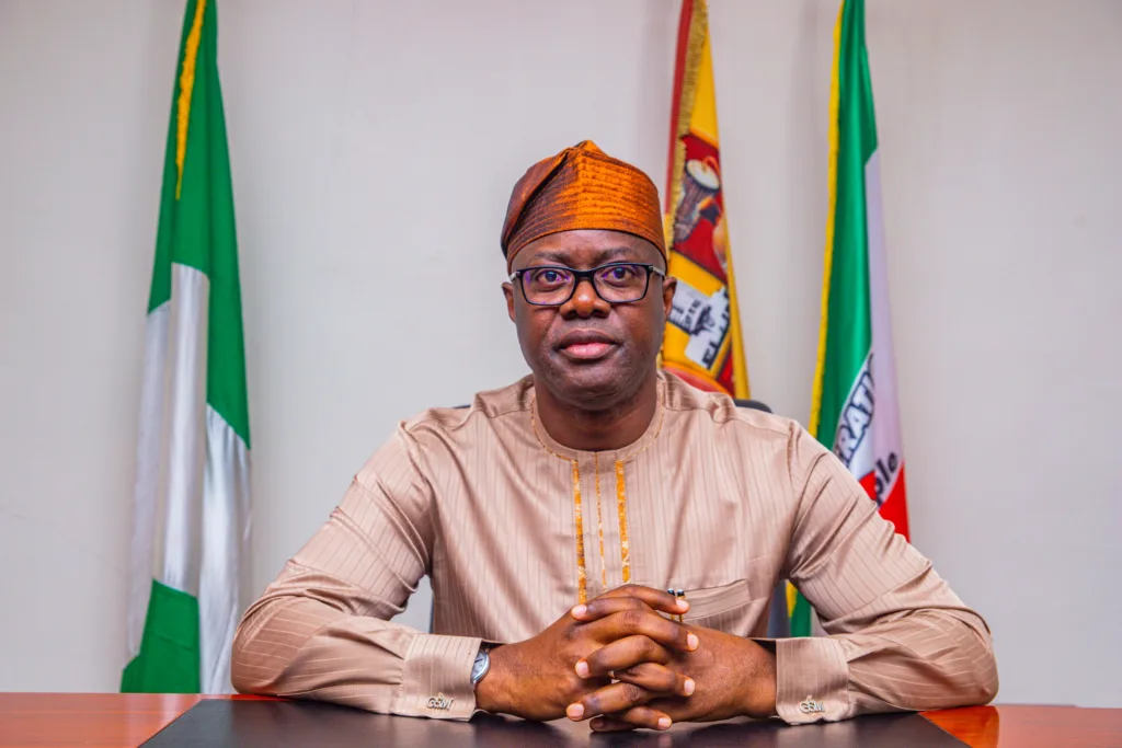 Oyo State imposes 16-hour curfew across 10 LGAs bordering Old Oyo Park following Oriire abductions a...