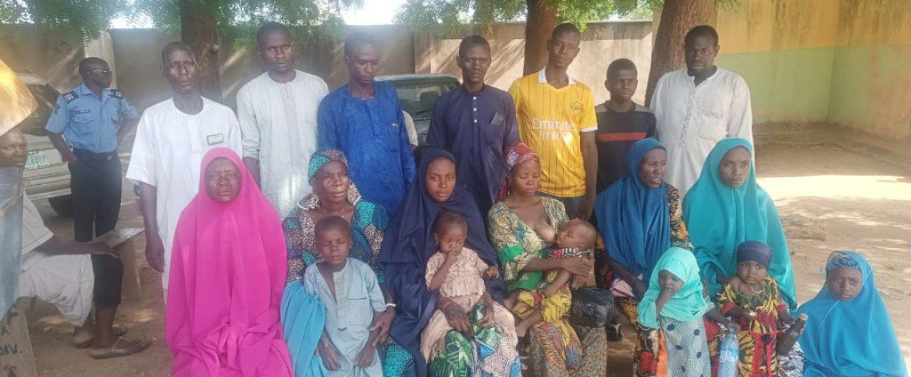 By Musa Ubandawaki
Troops of Sector 2 of the Joint Task Force North-West, Operation FANSAN YAMMA, h...