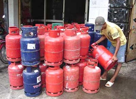 Residents in Osun have turned to alternative cooking methods following a sharp increase in the cost...