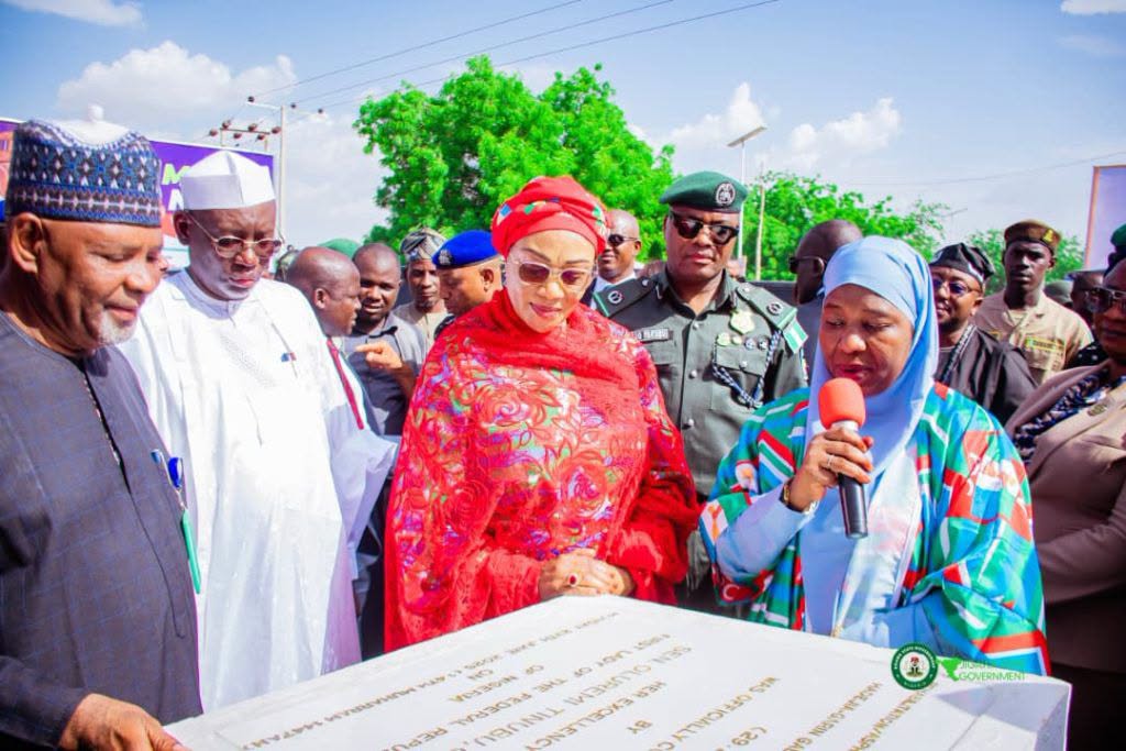 First Lady Oluremi Tinubu unveils a regional food bank initiative and commissioned major projects d...