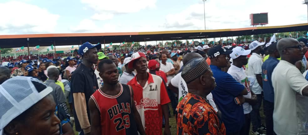 By Jeff Agbodo, Abakaliki
ABAKALIKI — The National Chairman of the All Progressives Congress (APC),...