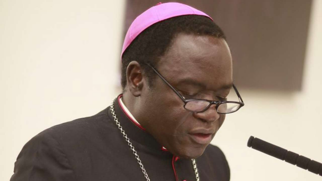 By Peter Egwuatu
Bishop of Sokoto Catholic Diocese, Matthew Kukah, has challenged Nigerians to reth...