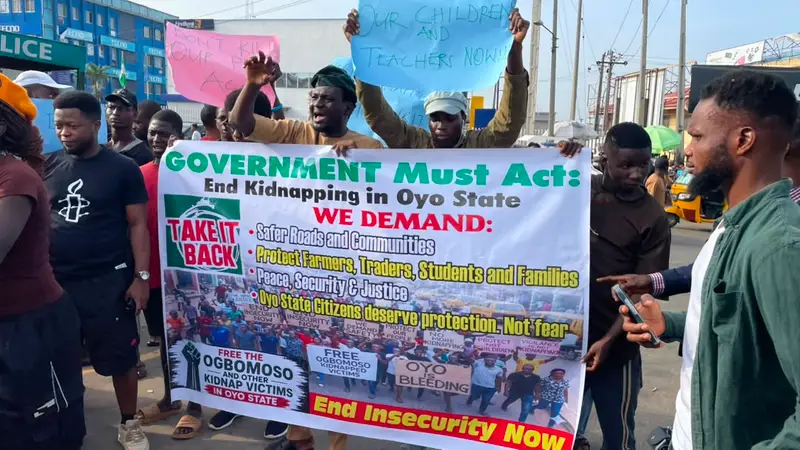 Protesters in Ibadan demand urgent rescue of abducted Ogbomoso students and teachers as insecurity a...