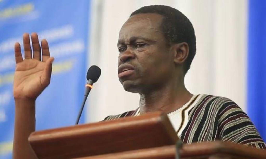 By Emem Idio
FORMER President Goodluck Jonathan and renowned Kenyan lawyer and pan-Africanist, Prof...