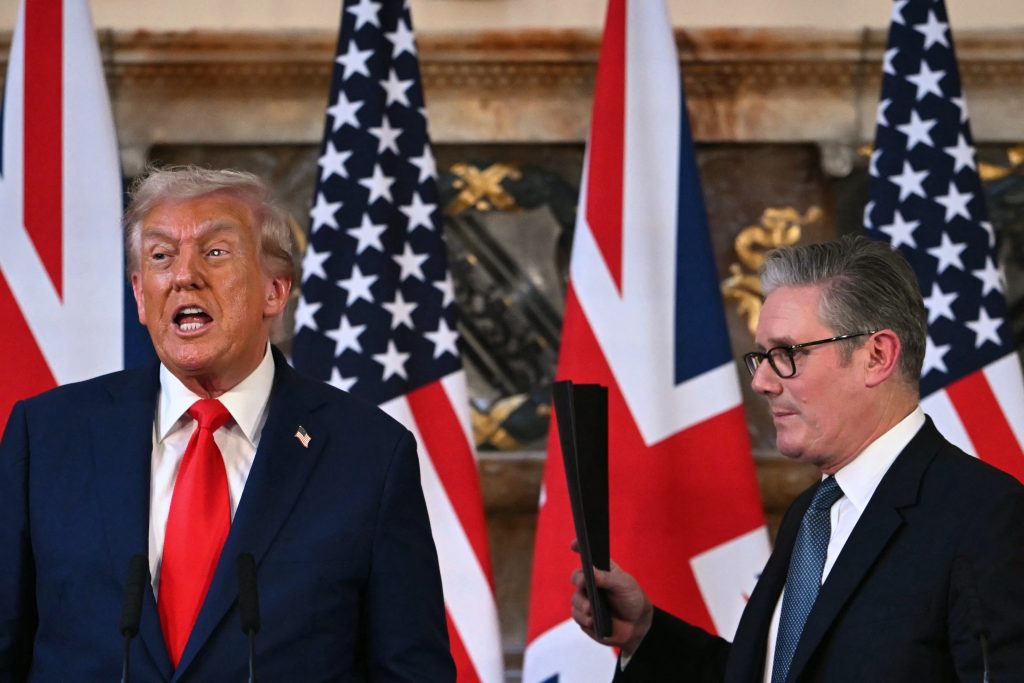US President Donald Trump criticized outgoing British Prime Minister Keir Starmer on Monday after th...