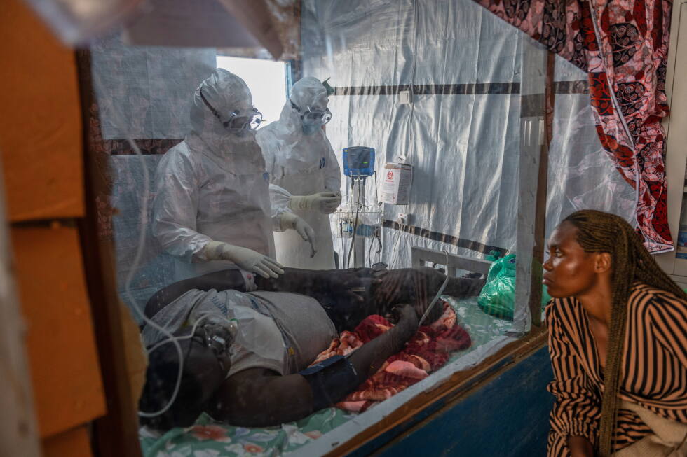 Ebola outbreak continues across DR Congo and Uganda, with cases rising to 894 and deaths reaching 20...