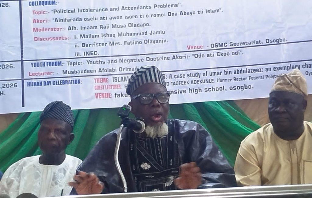 By Shina Abubakar, Osogbo
An Islamic cleric, Dr. Abdulateef Abdulhakeem, has condemned the pardon a...