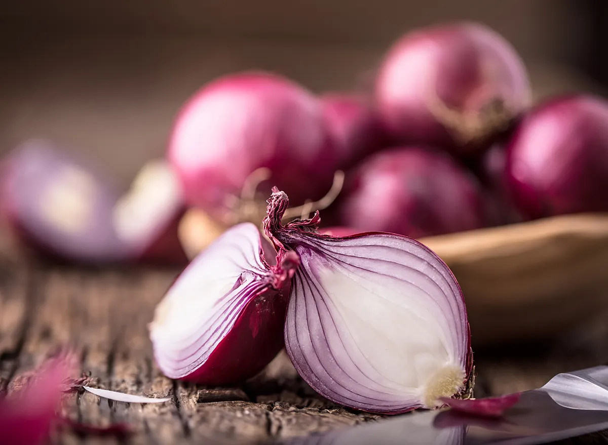 When most people think of onions, the first thing that comes to mind is cooking. From soups to stews...