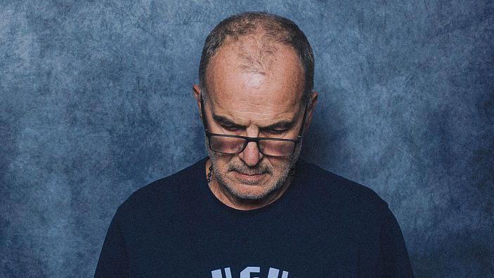 By Enitan Abdultawab
Uruguay head coach Marcelo Bielsa has explained why he posed with his head dow...